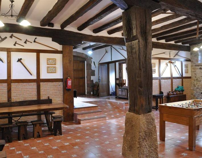 Casa rural para 27 personas, con Jardín en Navarra - 3