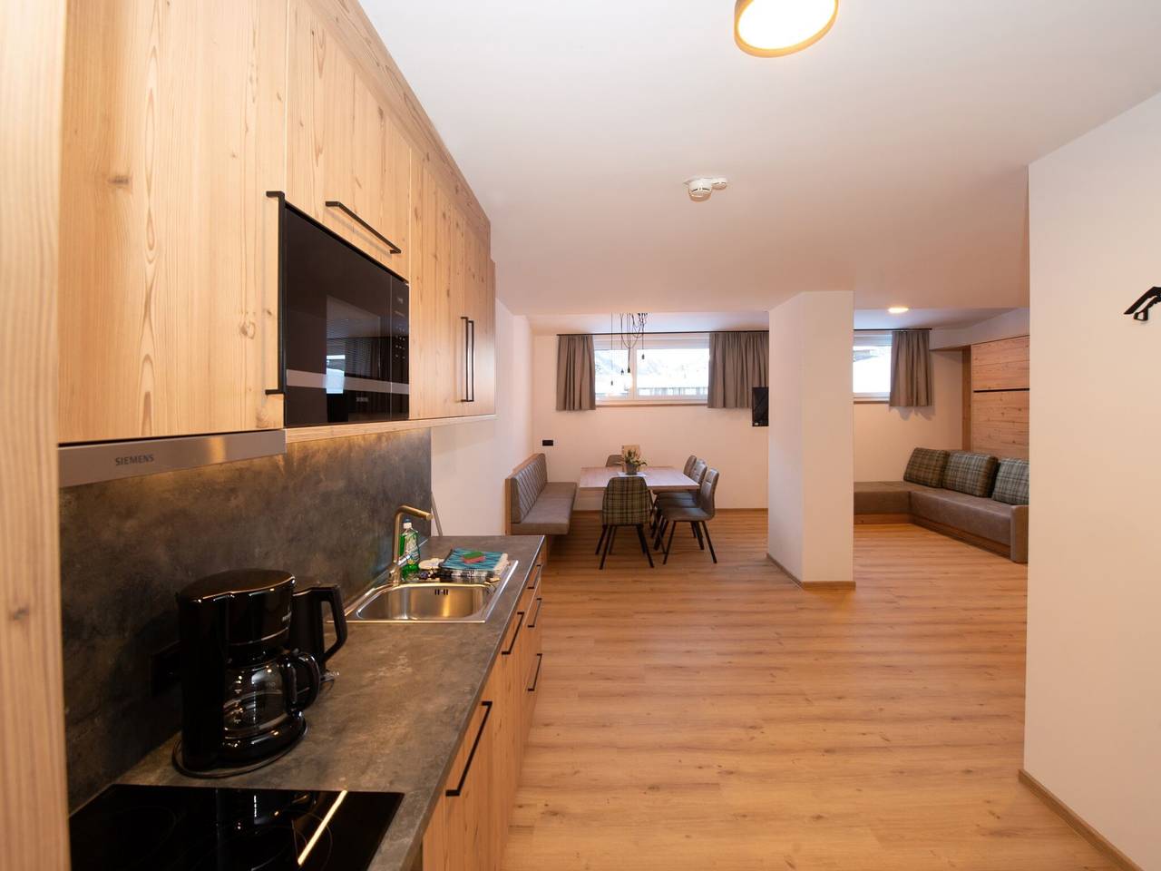 Geheel appartement, Groots appartement met ski in, ski out en sauna in Hinterglemm, Saalbach-Hinterglemm