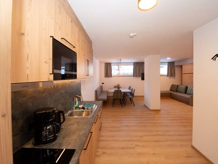 Apartamento entero, Spacious apartment with ski in ski out and sauna in Hinterglemm, Saalbach-Hinterglemm