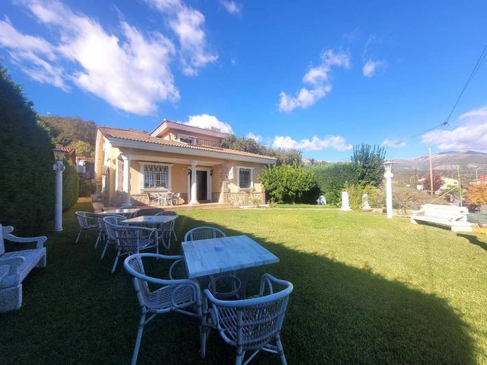 Casa rural para 2 personas, con jardín - 1