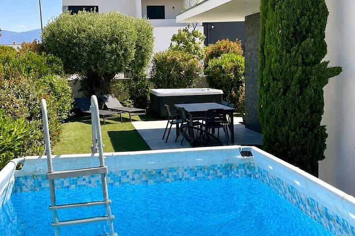Maison de vacances pour 6 personnes, avec Jacuzzi et Piscine à Villeneuve-de-la-Raho