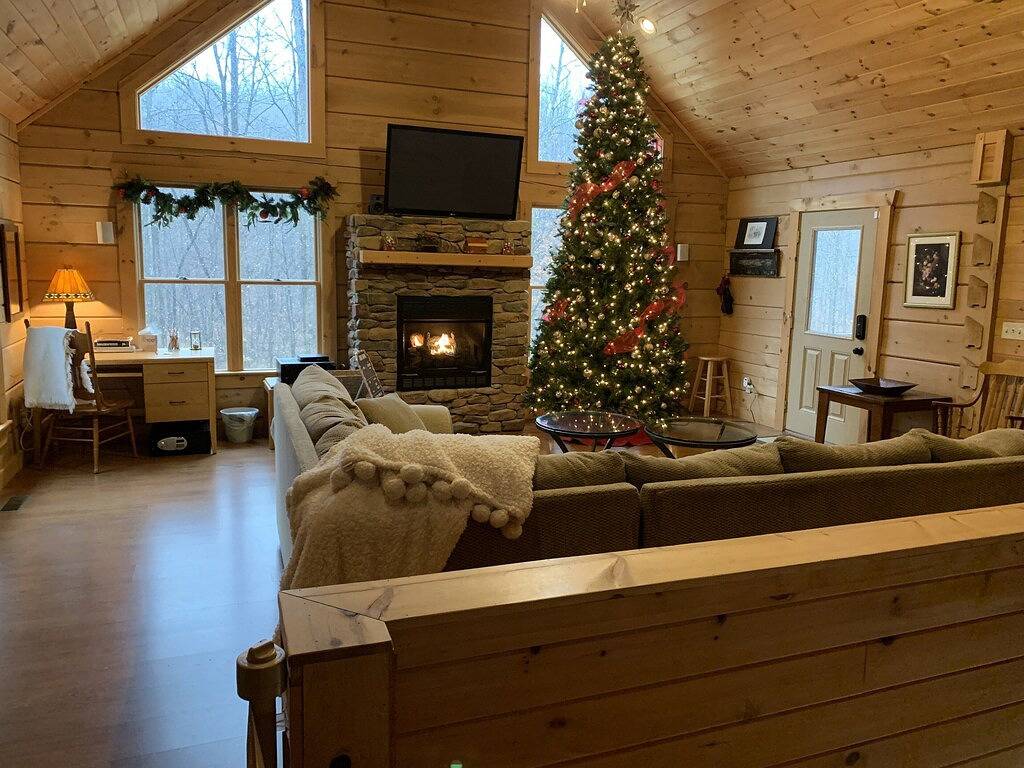 5 bd3bth cabin- Ev - Santa Claus & Holiday World in Indiana