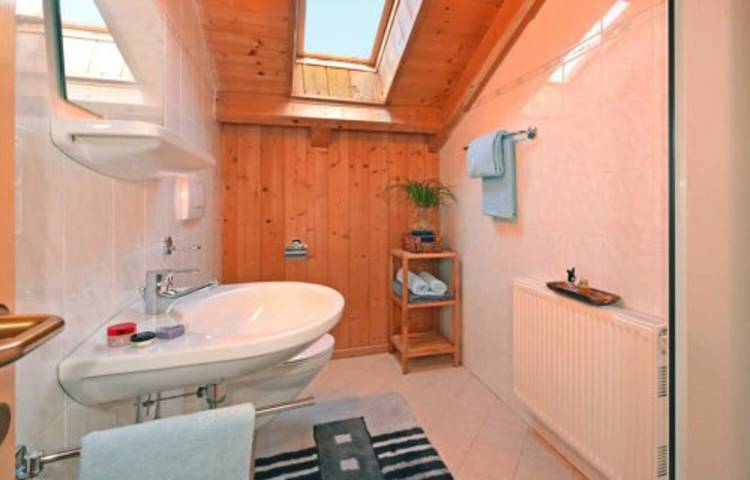 Gîte pour 5 personnes, avec jardin, animaux acceptés à Funes - 4