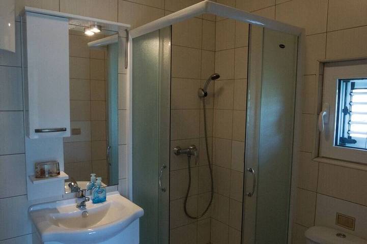 Villa Valex offre tout ce dont vous avez besoin pour des vacances relaxantes au soleil in Municipalité de Kotor