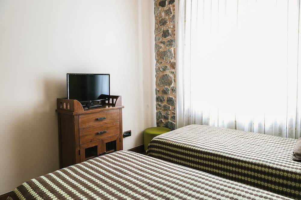 Apartamento entero, Bajo Rústico - Apartamentos Villa Fresnedo in Solares, Medio Cudeyo