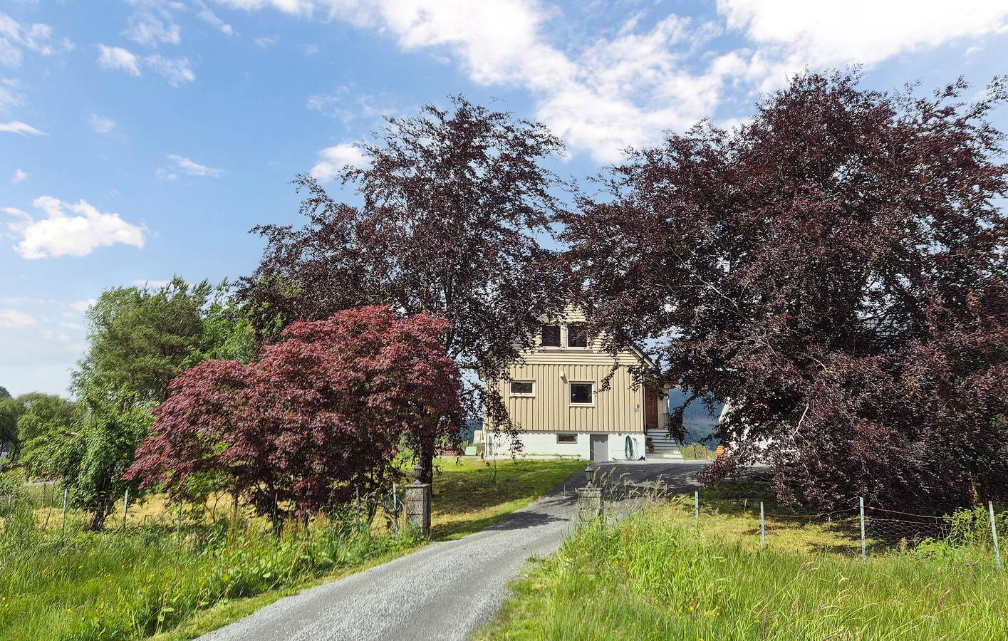 Ferienhaus für 8 Personen mit Terrasse in Vindafjord