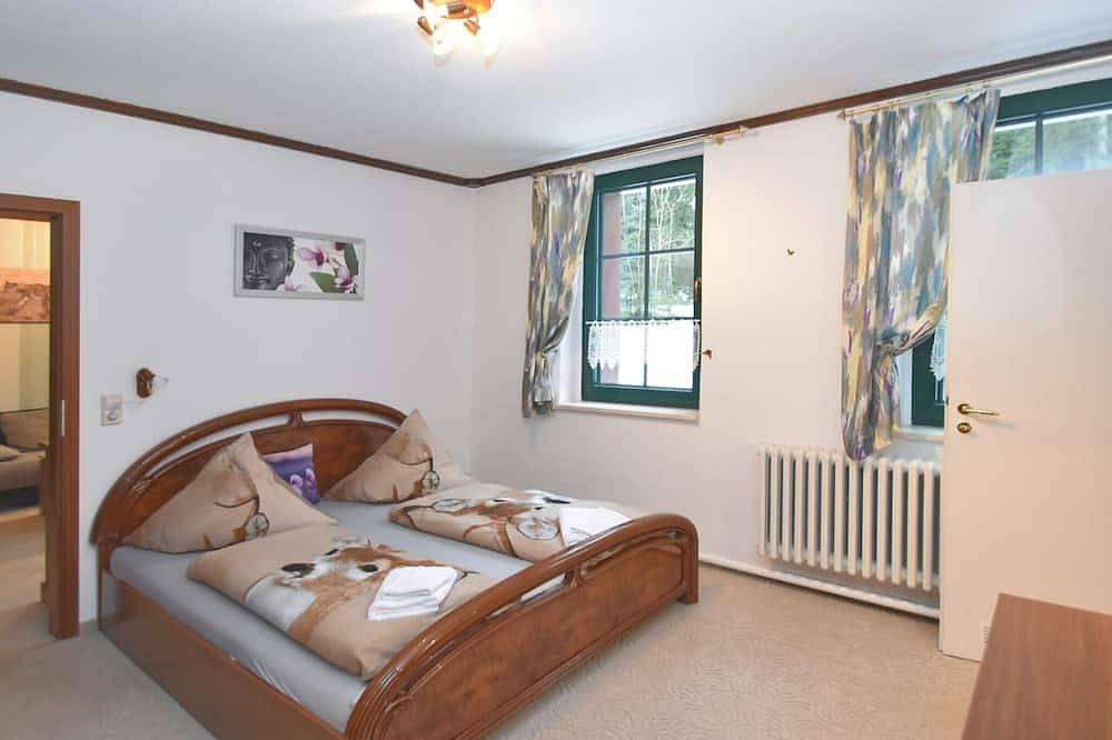 Ganze Wohnung, Oase mit privater Terrasse in Morgenröthe-Rautenkranz, Muldenhammer