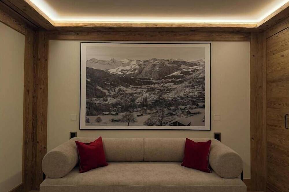 Ganze Wohnung, Kleine Erdbeere in Gstaad, Saanen