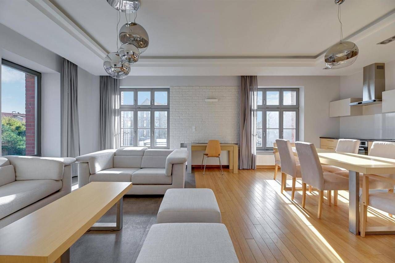 Three-Bedroom Apartment in Gdańsk, Zatoka Gdańska