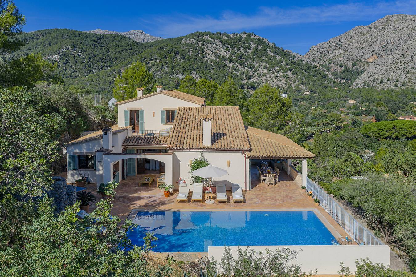Luxury Villa El Dora in Torrent de la Vall d'en Marc, Pollença