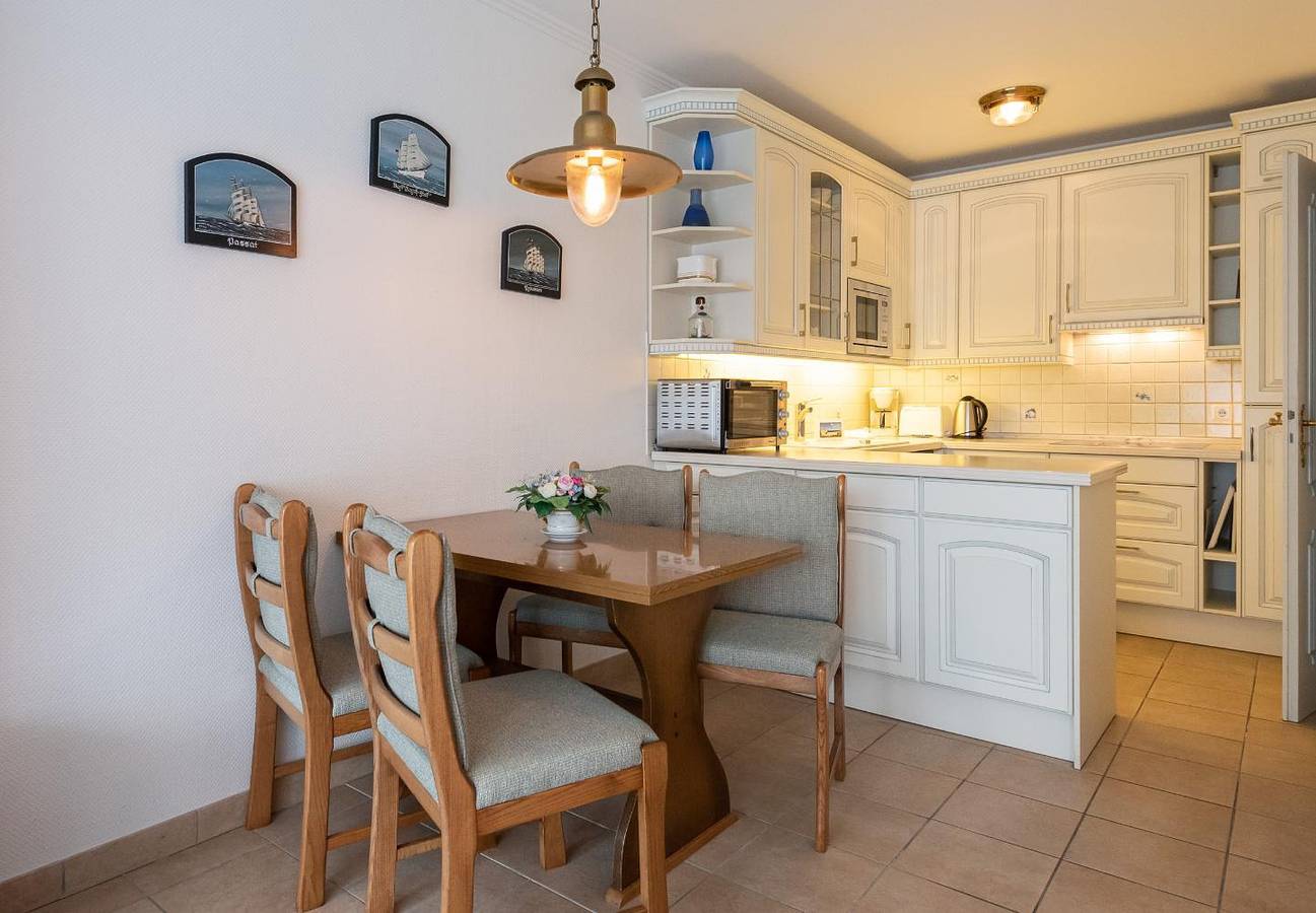 Ganze Wohnung, Strandnahe 3-Zimmer Ferienwohnung mit ca. 65 m², für bis zu 4 Personen in Wenningstedt, Sylt