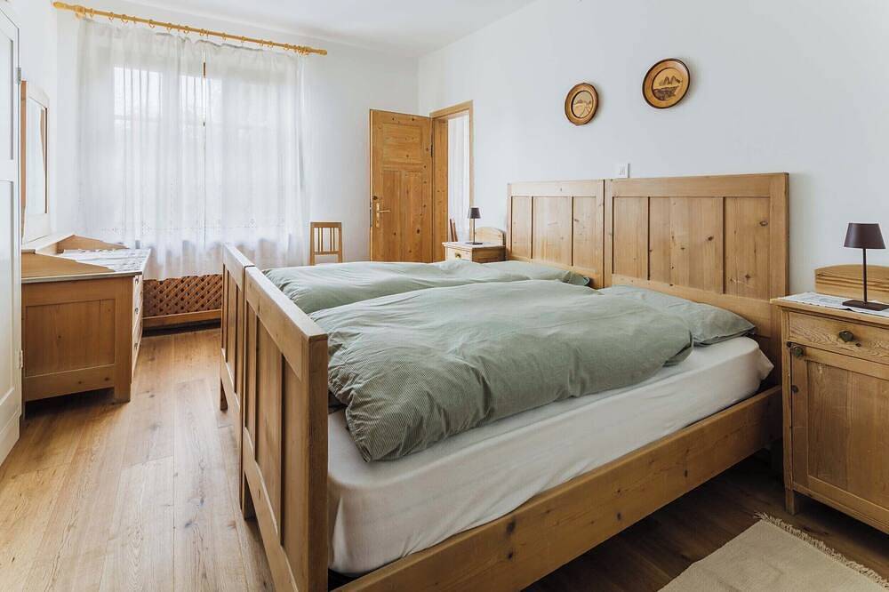 Ganze Wohnung, Alessandra Apartment - Spacious and bright ground-floor apartment near pedestrian-cycleway in Cortina d'Ampezzo, Dolomiti Superski