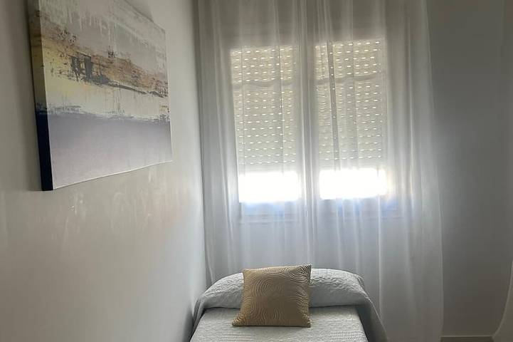 Village house that invites you to disconnect. 2 min from via verde and the Ebro river. in Tortosa, Costa Dorada