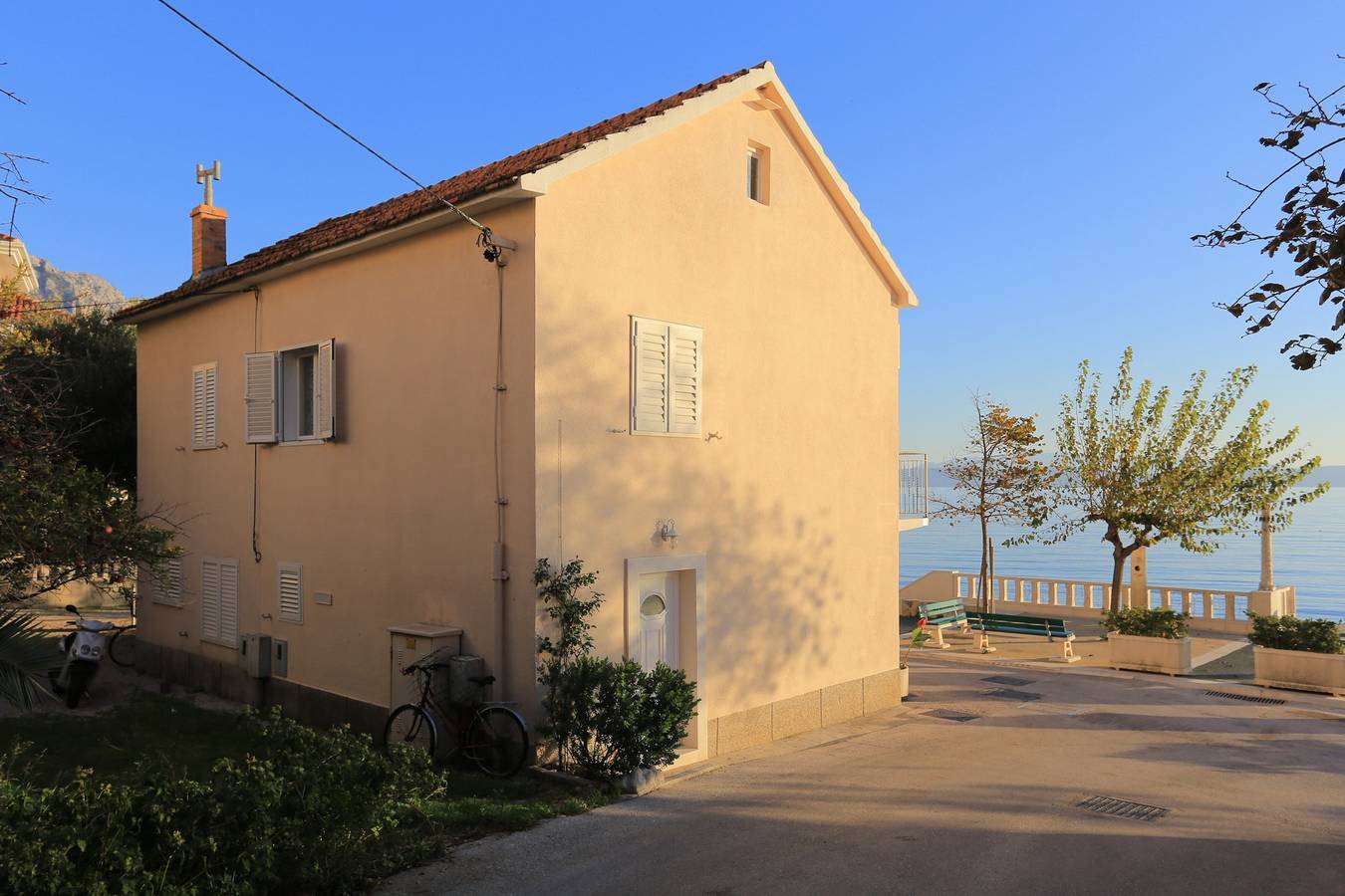 Apartamento entero, Apartamento para dos personas en la playa Podgora, Makarska A-2657-a in Podgora, Rivera de Makarska