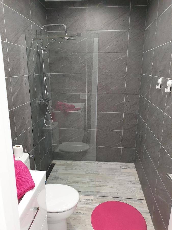 Entire apartment, Mareverde 2H8 in Adeje, South Tenerife