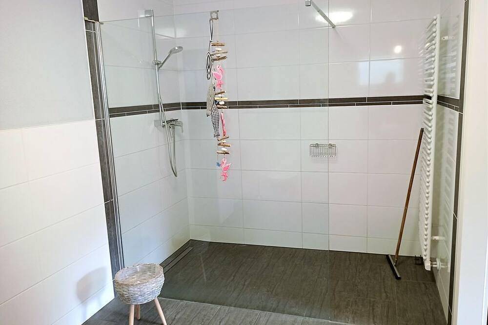 Ganze Wohnung, 2-Bett-Ferienwohnung Charly, 2-3 Personen - Ferienhaus Egger in Üdersdorf, Vulkaneifel