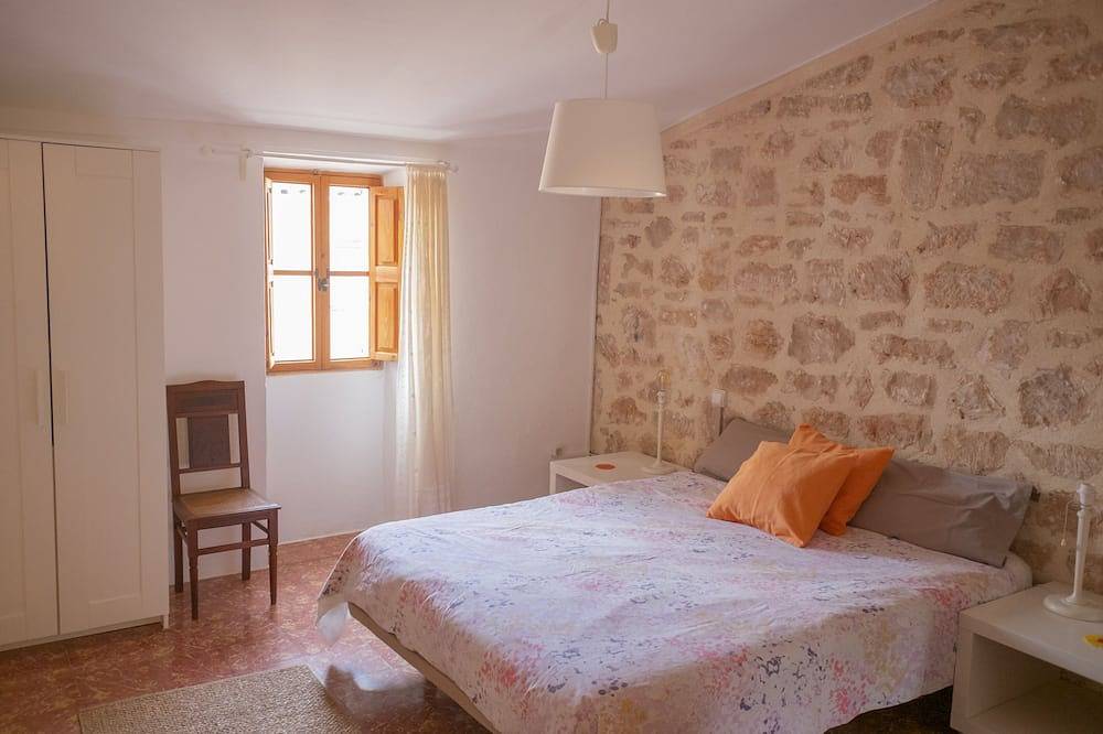 Casa adosada en Mediterranean Village in Santanyí, Mallorca Sur