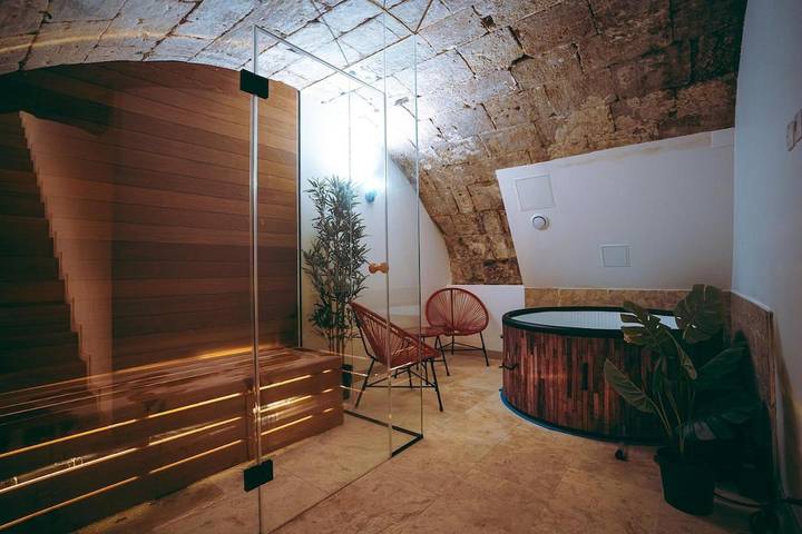 Gîte pour 2 personnes, avec sauna et jacuzzi dans Office De Tourisme De Rouen Vallee De Seine