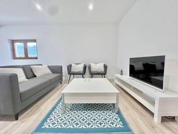 Gîte pour 4 personnes, avec vue et jardin, animaux acceptés à Thyez