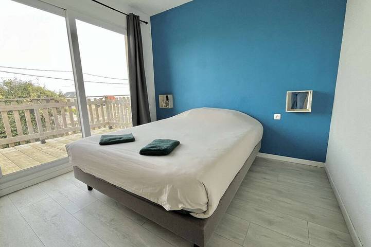 La maison penchée, avec jardin à 50m de la plage in Asnelles, Côte de Nacre