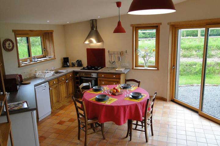 Gîte pour 3 personnes, avec jardin à Saint-Denis-le-Vêtu - 4