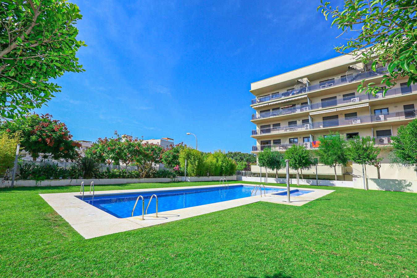 Entire apartment, Alba Bajos 5 in Cambrils, Costa Dorada
