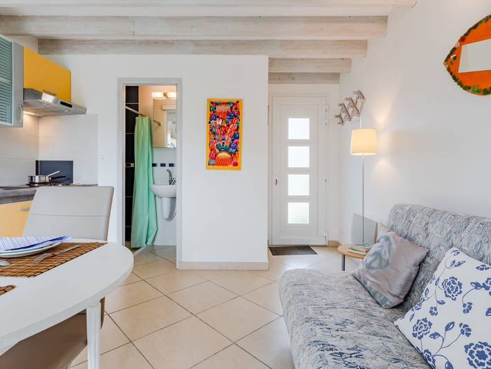 Location de vacances pour 2 personnes, avec terrasse et jardin à Surville - 4