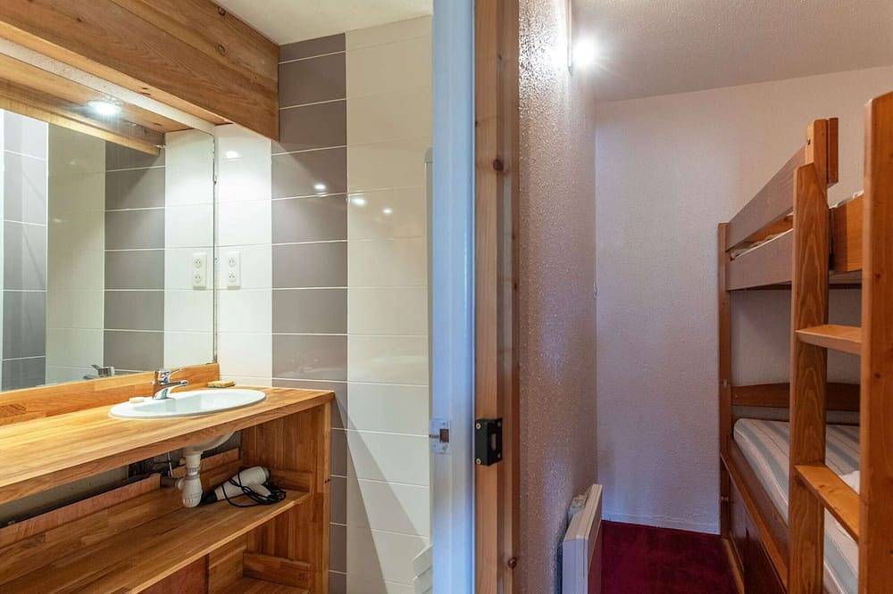 Appartement entier, Duplex calme vue montagne - 6 pers. in La Mongie, Bagnères-de-Bigorre