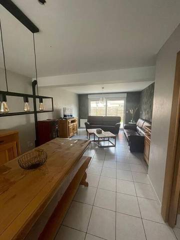 Location de vacances pour 8 personnes, avec jardin et terrasse à Vendin-le-Vieil