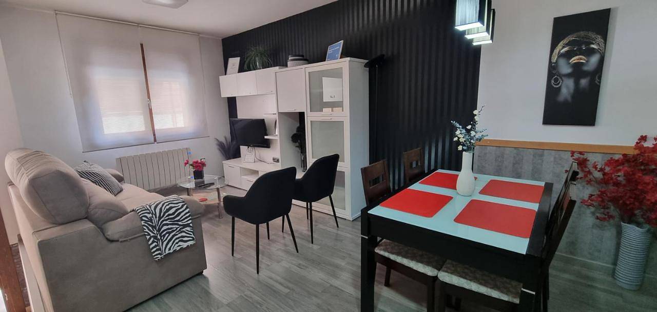 Apartamento entero, Apartamentos Turísticos "El Jardín" in Teruel, Provincia de Teruel