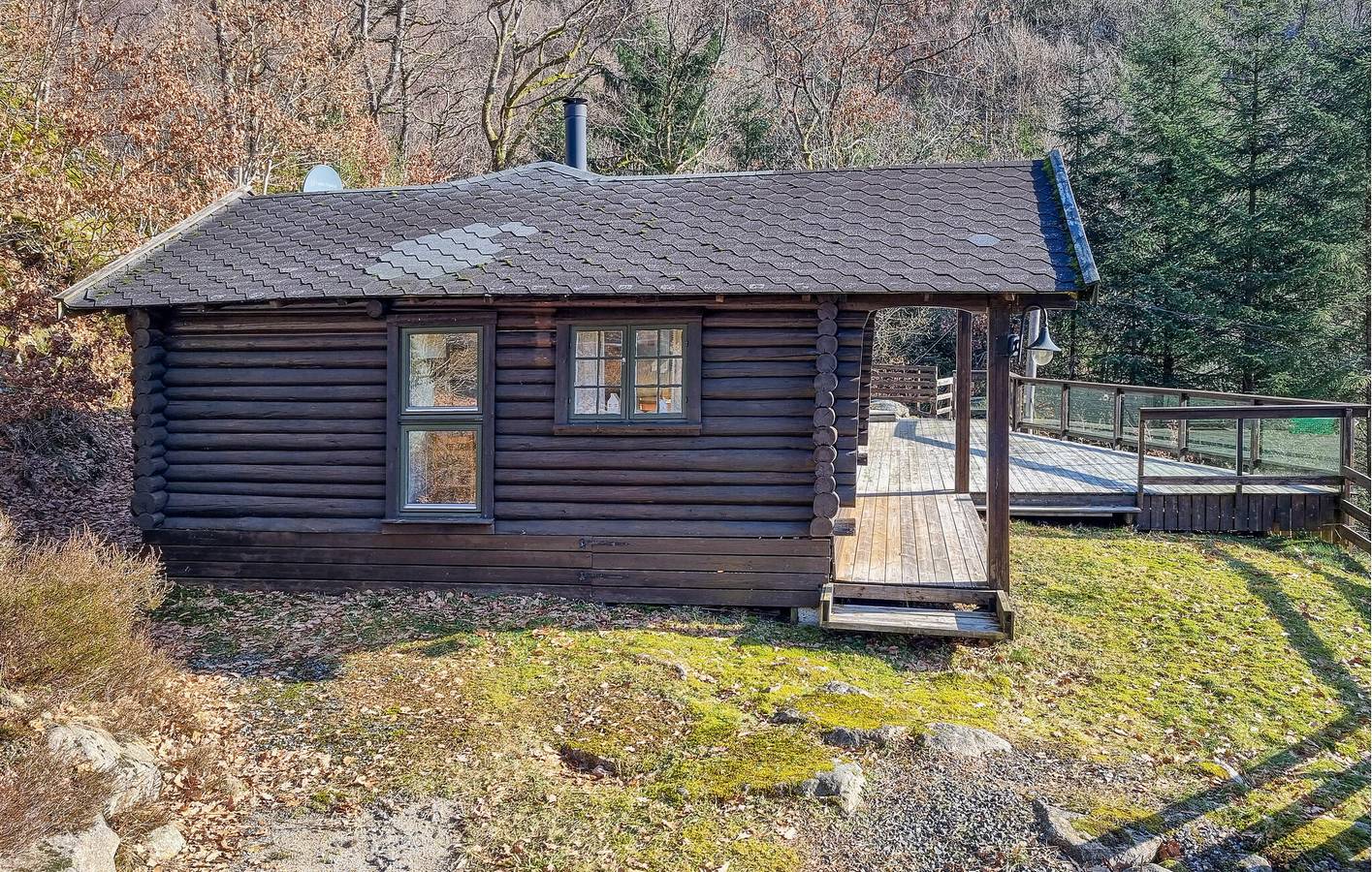Ferienhaus für 6 Personen mit Garten in Lyngdal
