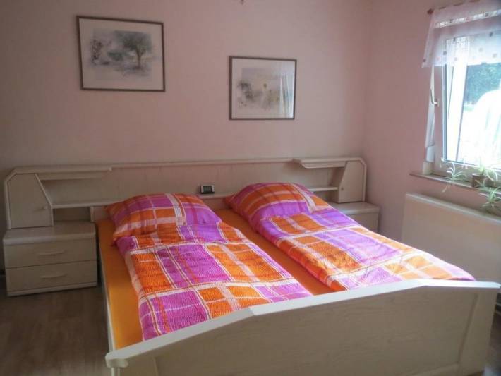 Ferienhaus für 4 Personen, mit Garten und Terrasse in Wartburg - 4