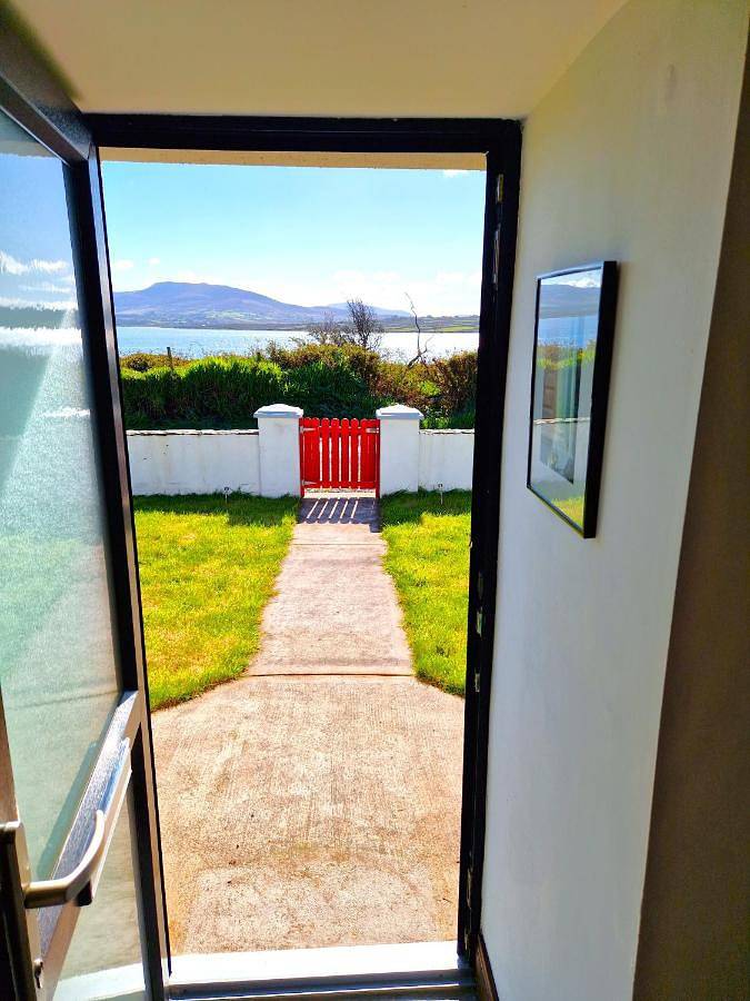 Holiday rental for 6 people, with Terrace and Garden as well as View in Valentia Island