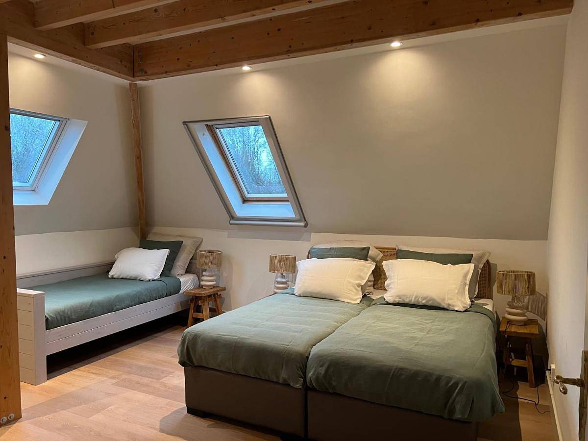 Inn Het Nest in Amsterdam Nieuw-West, Costa Holandesa