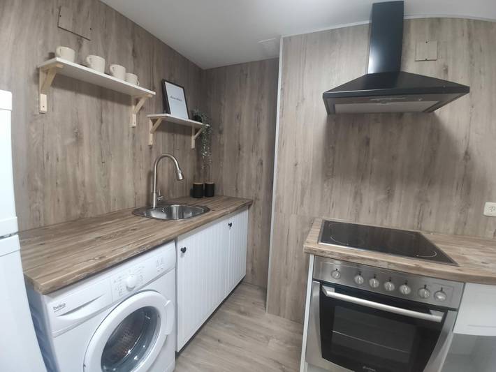 Ganze Wohnung, Appartement Central à Jaca : 1 Ch, 2 Lits Simples, Canapé-Lit, Parking Inclus in Villanúa, Aragonesische Pyrenäen