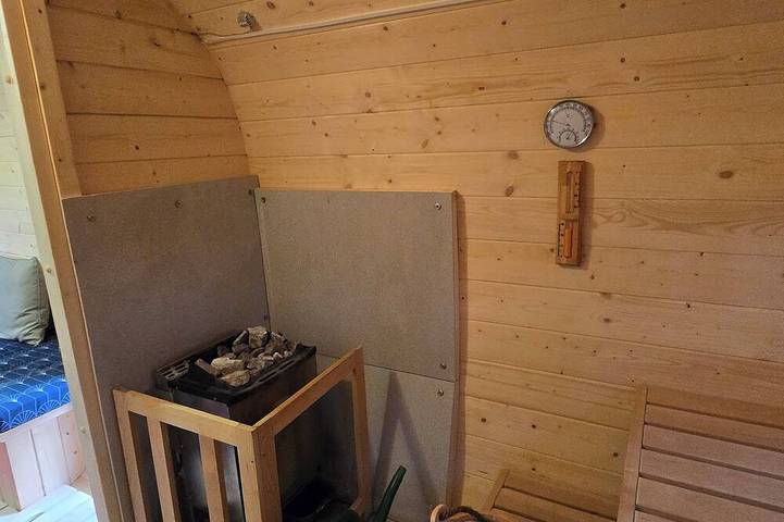 Luftkurort  Eslohe  Ferienhaus Zentrum  300 qm Wohnfläche   18 Personen in Eslohe, Hochsauerlandkreis