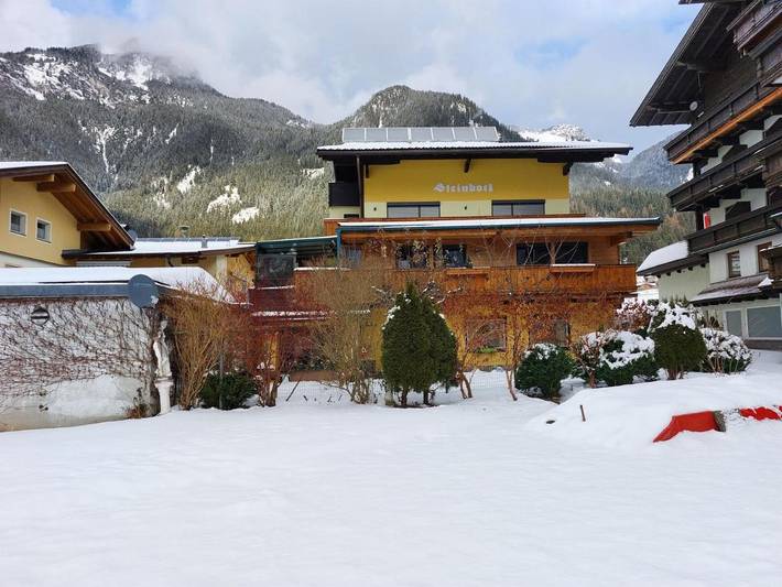 Chambre d’hôte pour 3 personnes, avec vue sur le lac et balcon à Achensee