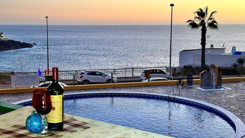 Apartamento para 6 personas, con Balcón y Terraza además de Jardín y Piscina en La Arena
