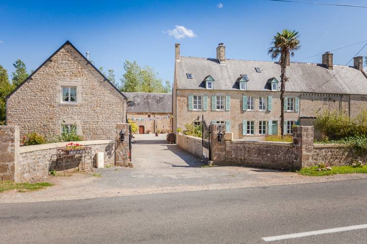 Chambre avec petit déjeuner pour 2 personnes, avec terrasse à Amfreville (Normandie)