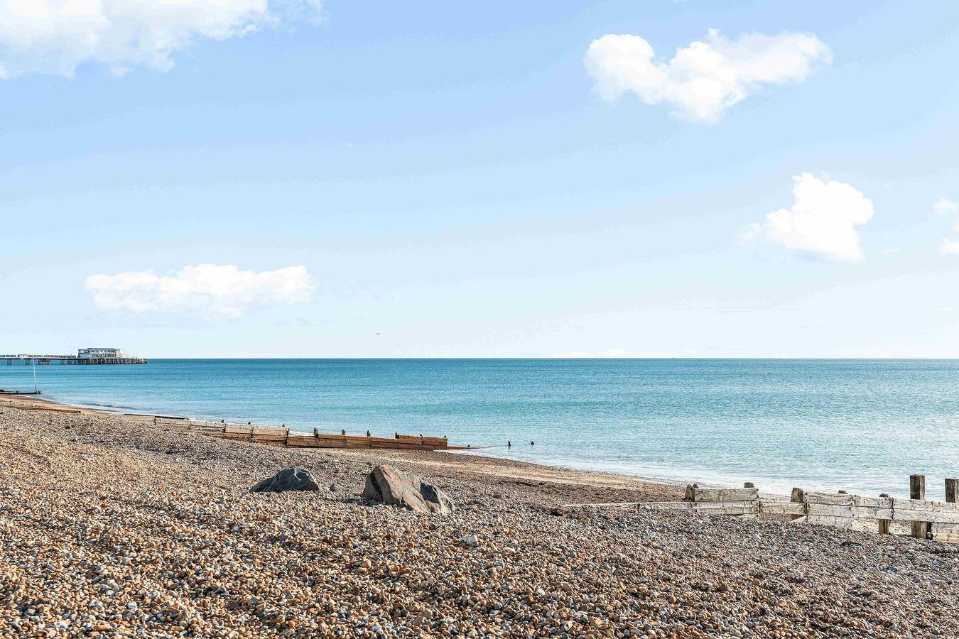 Apartamento entero, Queens Cove with Seaviews | By My Getaways in Worthing, Sussex Occidental