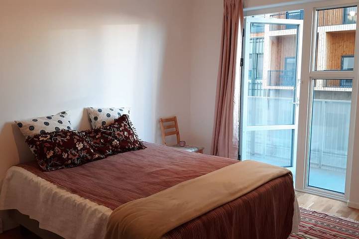 Ganze Wohnung, Stockholm Stylish, Lovely, Amazing & Modern Apartment +Balcony +Patio +Bbq +Park in Schwedische Ostsee