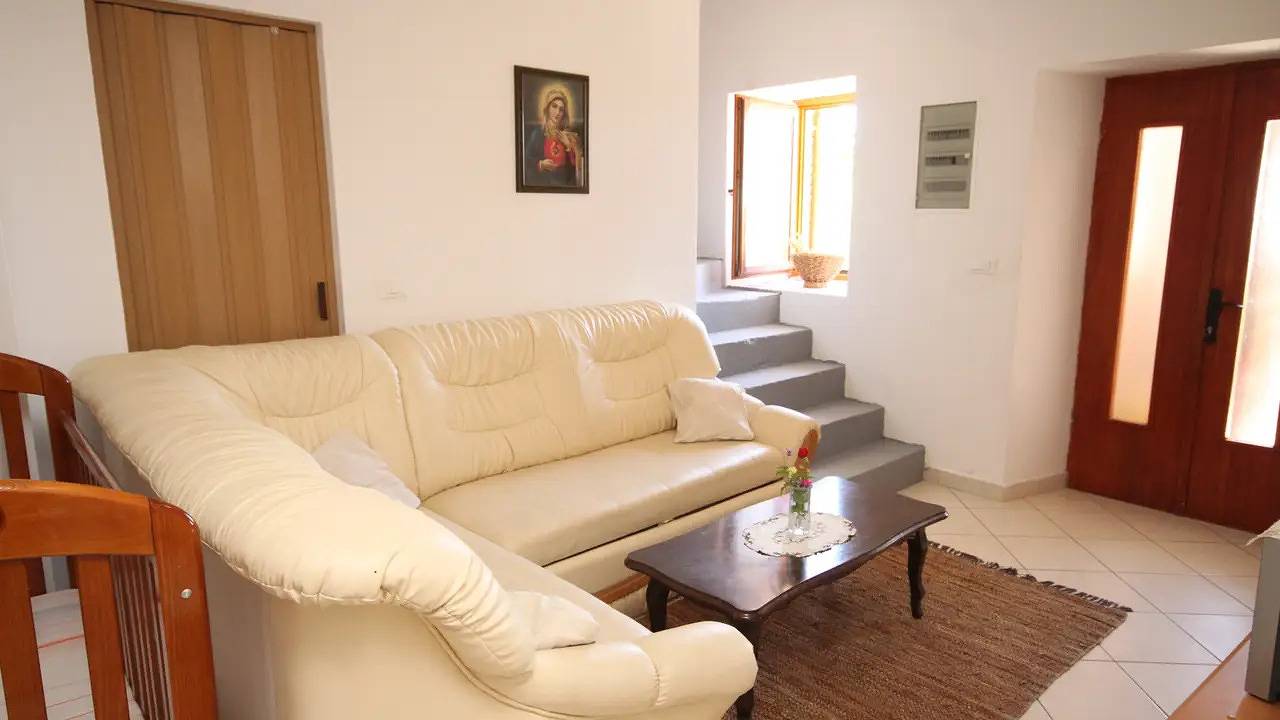 Ganze Ferienwohnung, Ferienwohnung für 4 Personen (54 m²) in Ćunski in Cunski, Lošinj (Kvarner Bucht)