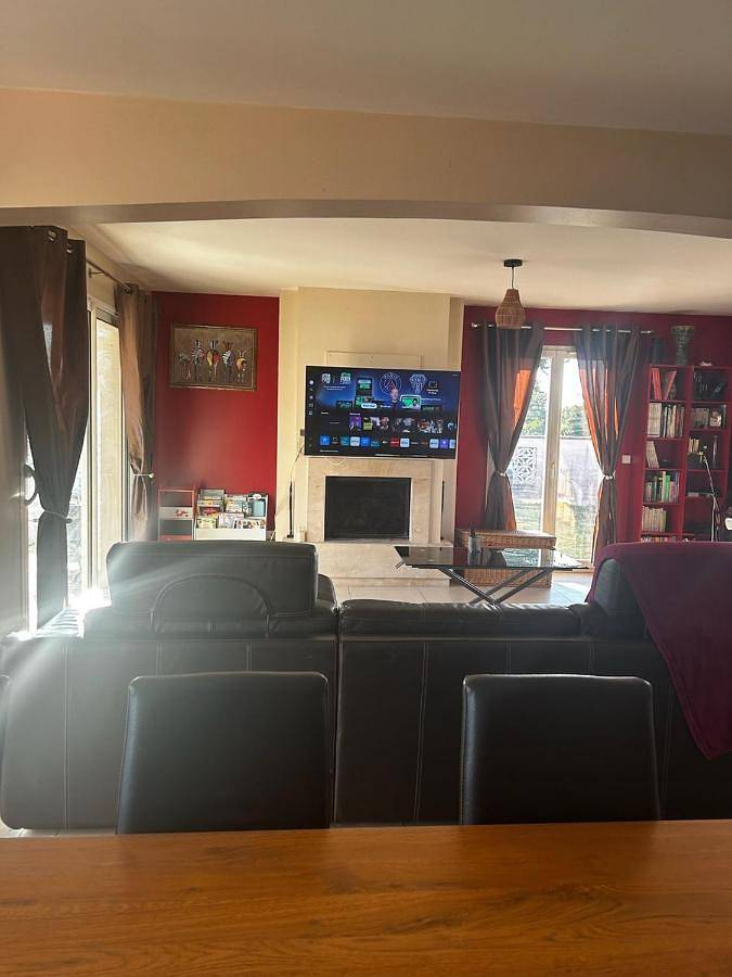 Double Room in Janneyrias, Région de Vienne