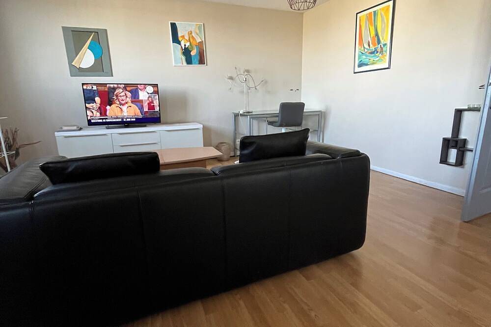 Entire apartment, Holiday Apartment in Villeneuve-lès-Béziers, Mediterranean Coast (France)