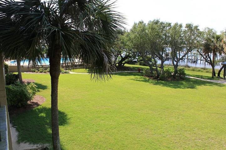 Ferienwohnung für 6 Personen, mit Terrasse und Pool - 1