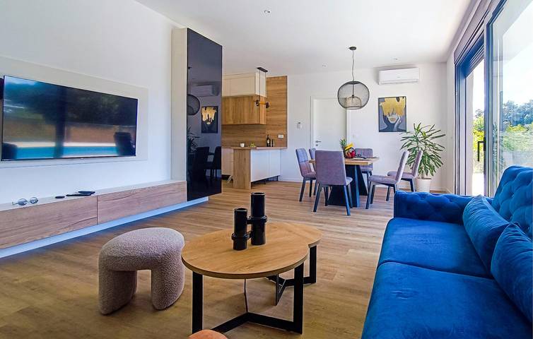 Holiday home for 8 people, with garden, child-friendly - 1
