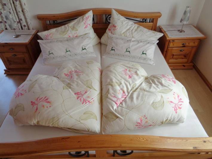 Ferienwohnung für 6 Personen, mit Balkon und Terrasse sowie Garten und Ausblick in Faistenau - 3