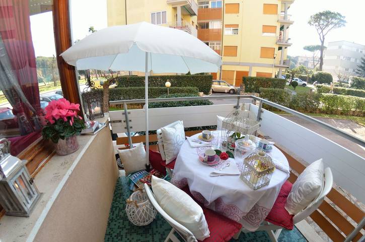 Ferienwohnung für 6 Personen, mit Balkon und Terrasse in Viareggio - 3