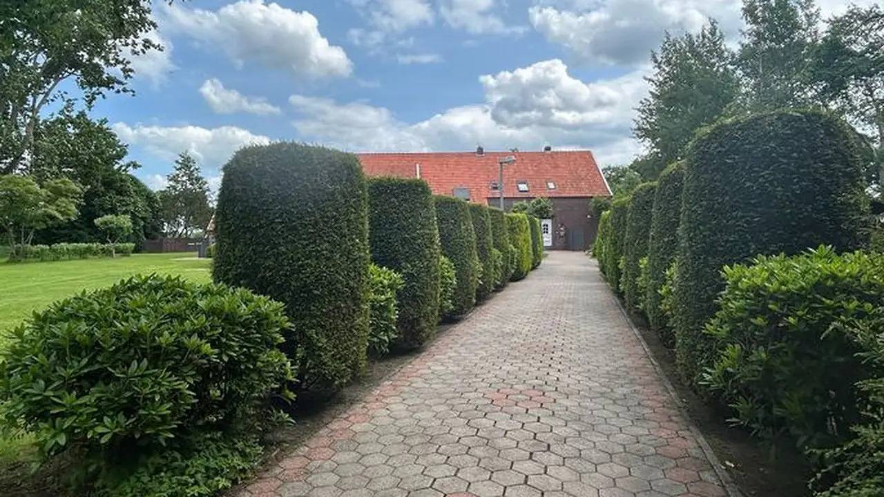 Entire holiday apartment, Holiday apartment for 4 people with terrace in Aurich, Nordseeküste