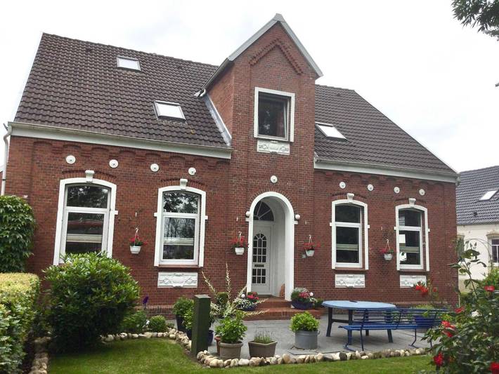 Bauernhof für 13 Personen, mit Terrasse und Garten in Leer und Umgebung